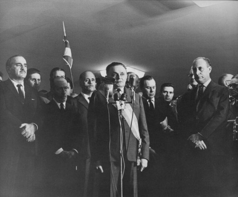 Posse do presidente Castelo Branco em 30 de abril de 1964.