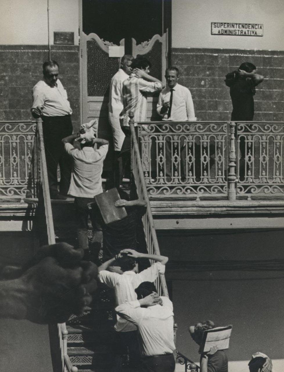 Prisão de manifestantes durante a onda de protestos de 1968