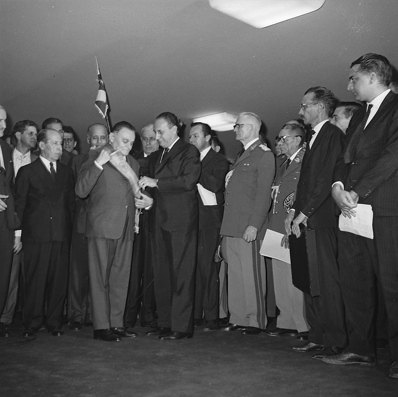 Posse do presidente Castelo Branco em 30 de abril de 1964