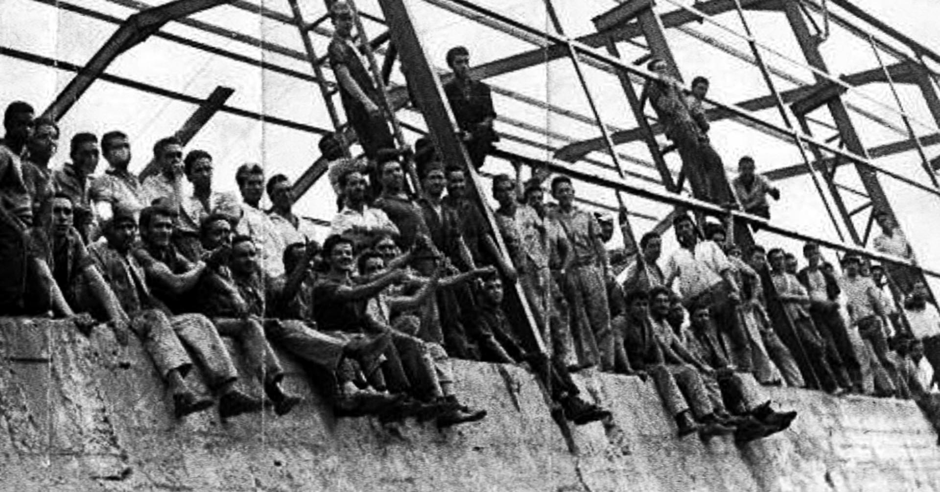 Trabalhadores da empresa Belgo Mineira