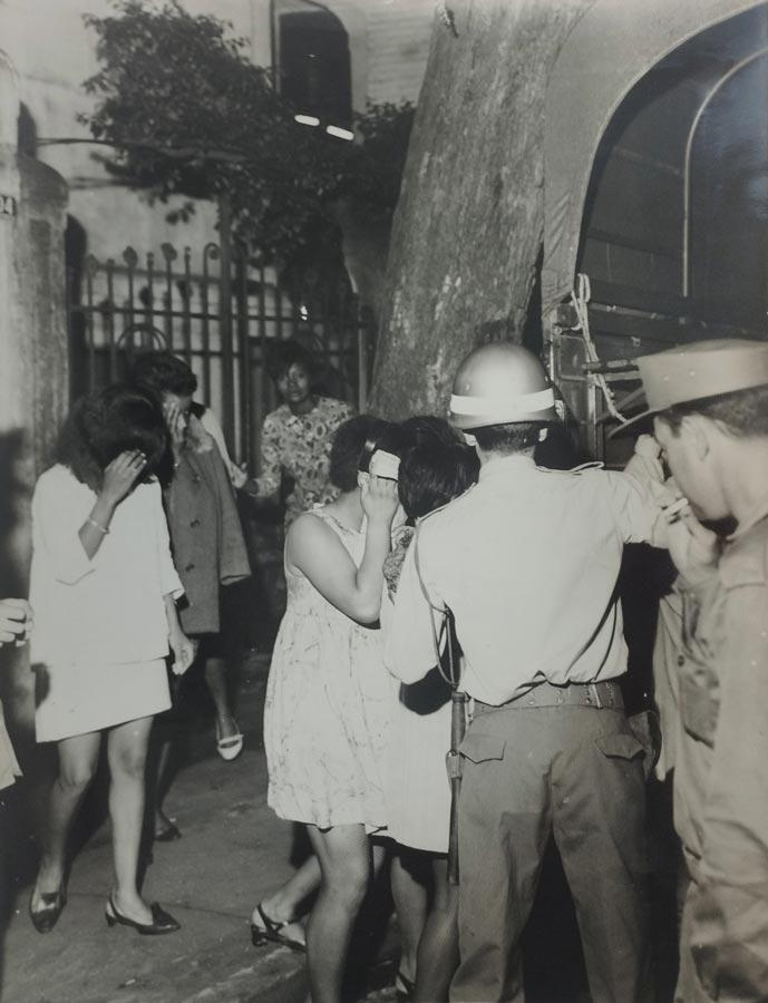 Todas as pessoas foram encaminhados ao Departamento de Investigações. Diário da Noite. São Paulo. 18 de dezembro de 1967. Acervo Arquivo Público de São Paulo